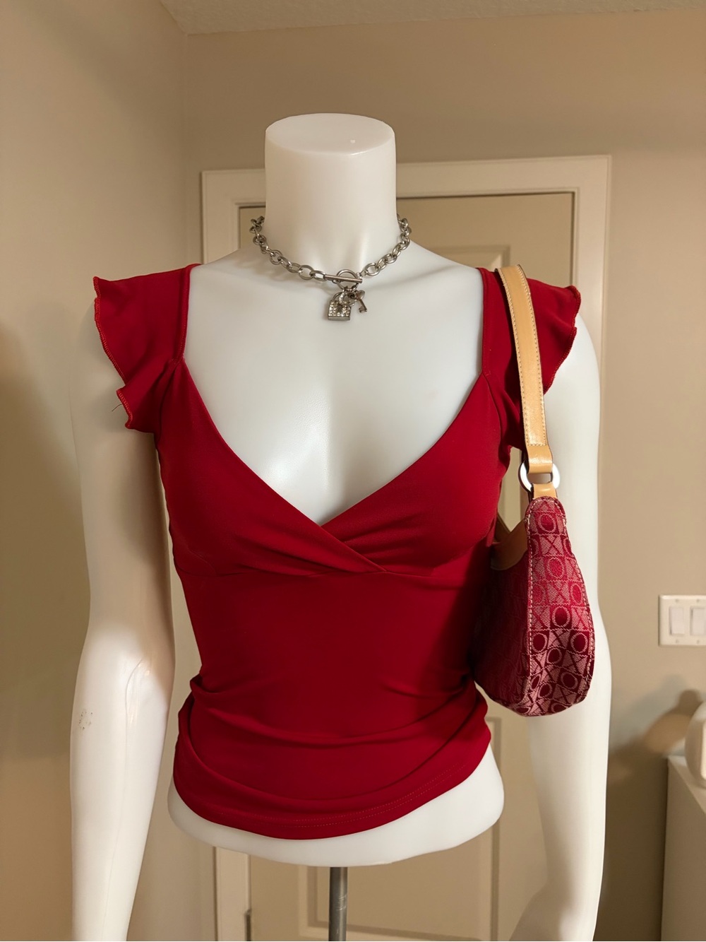Smart Set Scarlet V-Neck Ruffle Sleeve Camisole
